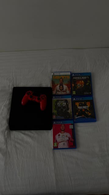 Playstation 4 + games + HDMI kabel