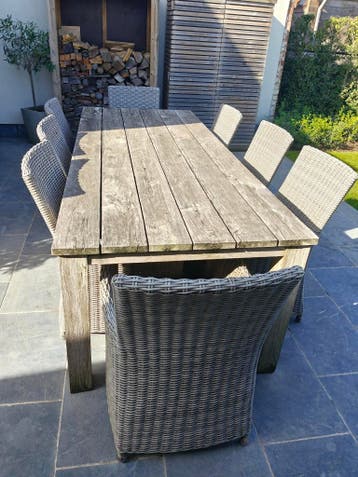 Tuintafel teak 250 x 100cm + 8 stoelen wicker