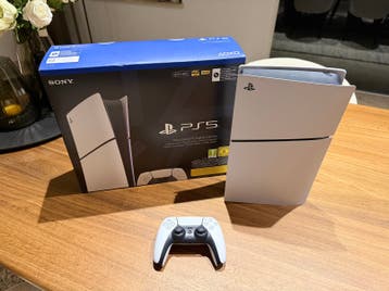 PlayStation 5 Slim Digital Edition (825 GB)zo goed als nieuw