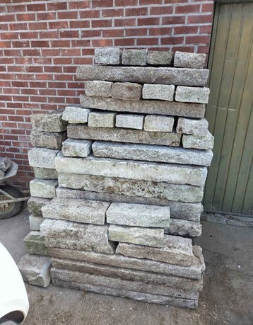 Granieten boordstenen