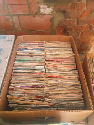 Gratis Vinyl Singles +/- 400 stuks