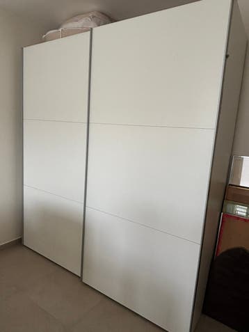 Gratis - 2 kasten - ophalen WOE 28 OKT 10U