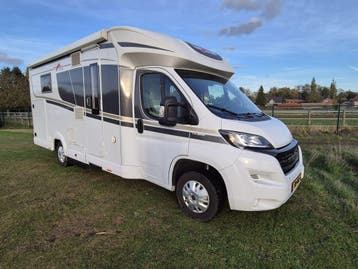 Malibu Compact AUTOMAAT 130PK 1e eig NW