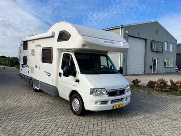 Nette camper gezin.
