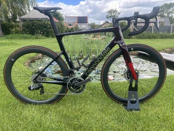 Cannondale SuperSix EVO LAB71 / Hi-MOD – SRAM RED AXS
