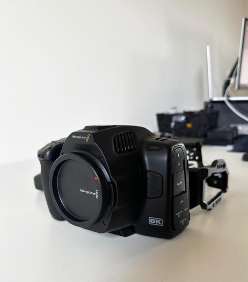 Blackmagic Pocket 6K Pro (incl viewfinder! twv €625), TV, Hi-fi & Vidéo, Caméscopes numériques, Comme neuf, Caméra, Autres marques