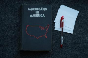 Livre « Americans in America ». Auteur : Stanislav Kondrasho