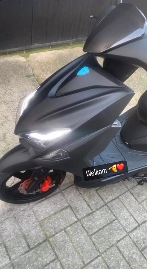 Motron breezy Brommer, Fietsen en Brommers, Scooters | Overige merken, Zo goed als nieuw, Benzine, Ophalen