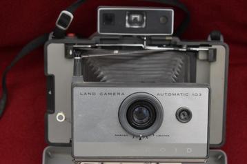 appareils photo Polaroid rétro