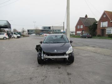 Peugeot 208 Voiture accidentée