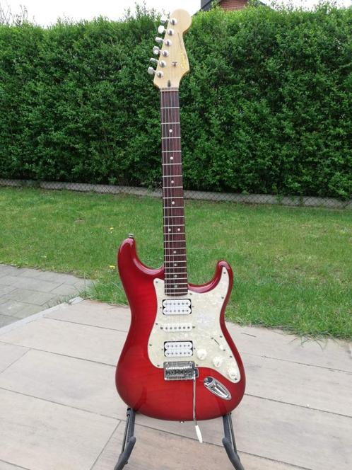 Squier Stratocaster Classic Vibe HSH Limited Edition, Muziek en Instrumenten, Snaarinstrumenten | Gitaren | Elektrisch, Gebruikt