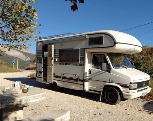 charmante mobilhome fiat ducato 2500 oldtimer, Caravanes & Camping, Camping-cars, Particulier, Intégral, jusqu'à 4, Fiat, Diesel