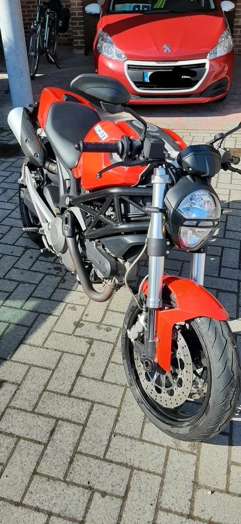 DUCATI MONSTER 696 À VENDRE/ÉCHANGER, Motos, Motos | Ducati, Particulier, Naked bike, plus de 35 kW, 2 cylindres, Enlèvement