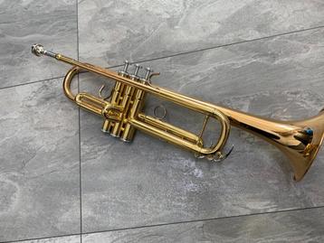 Trompette Yamaha YTR4335GII avec laque dorée comme neuve