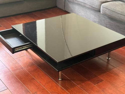 Ikea Table basse TOFTERYD - 95 x 95 cm - Noir brillant, Maison & Meubles, Tables | Tables de salon, Enlèvement ou Envoi