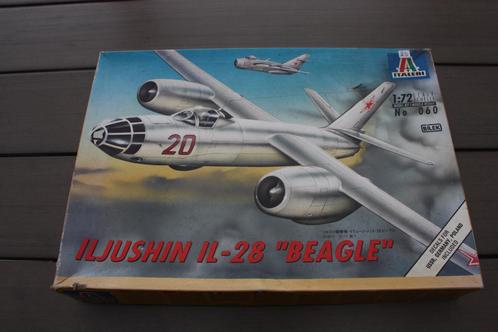 Il-28 Italeri  1/72, Hobby en Vrije tijd, Modelbouw | Vliegtuigen en Helikopters, Zo goed als nieuw, 1:72 tot 1:144, Italeri, Verzenden