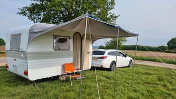 Retro caravan DIGUE 316CL uit 1977