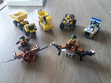Diverse Lego 6 stuks  Zit Lego city , lego ninjago en oude L