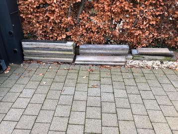 Betonen boordstenen 24 stuks