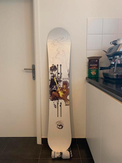 Snowboard: Forum Peter Line Jimi Hendrix 158 White, Sports & Fitness, Snowboard, Comme neuf, Planche, Enlèvement