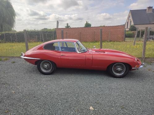 Jaguar E-type coupé, Autos, Jaguar, Particulier, Type E, Essence, Coupé, 3 portes, Boîte manuelle, Rouge, Noir, Cuir, Propulsion arrière