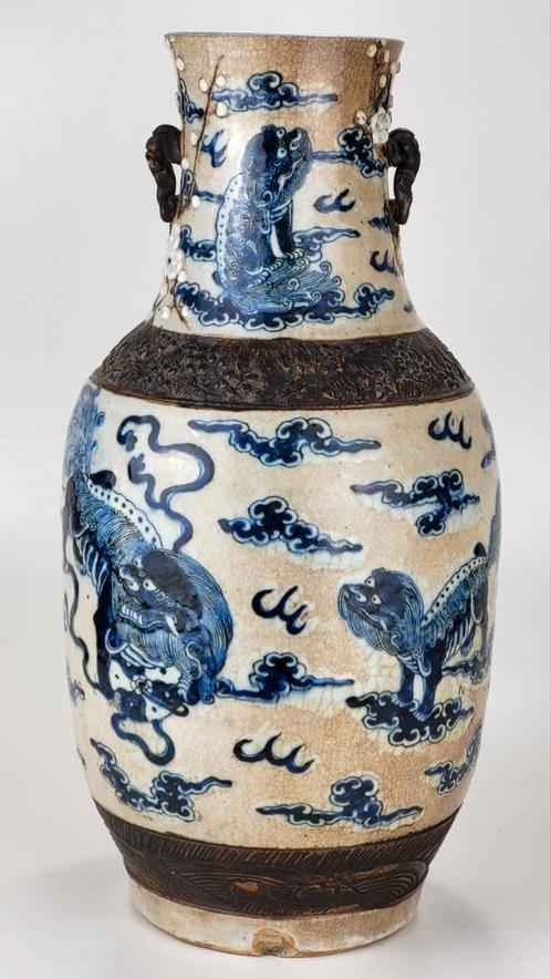 Vase chinois ancien avec photos de chiens - Marqué, Antiquités & Art, Art | Art non-occidental, Enlèvement ou Envoi