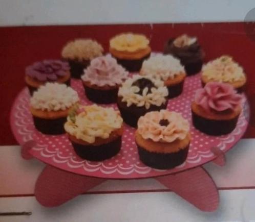 Supports à gâteaux + étuis à cupcakes en silicone., Hobby & Loisirs créatifs, Confection de Gâteaux & Cupcakes, Neuf, Enlèvement ou Envoi