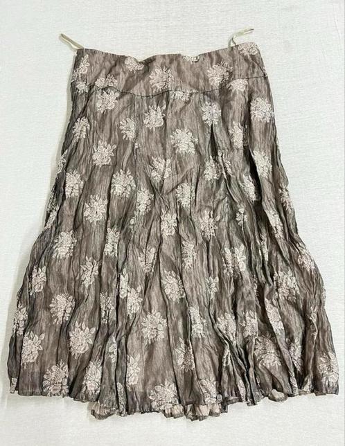 Phase Eight Jupe plissée jupe longue L + motif fleuri, Vêtements | Femmes, Jupes, Comme neuf, Taille 42/44 (L), Sous le genou