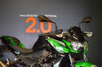 Kawasaki Z 400 état vraiment neuf avec 2089 Km