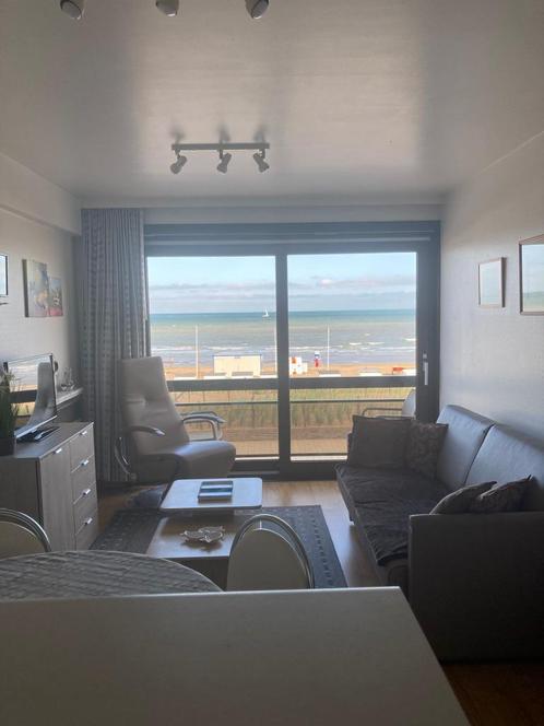 Appartement met zeezicht (1 slaapkamer) te Westende., Immo, Huizen en Appartementen te koop, Provincie West-Vlaanderen, tot 200 m²