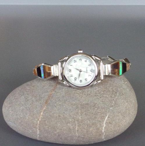 Vintage horloge met zuni Indiaanse armband voor dames, Handtassen en Accessoires, Armbanden, Zo goed als nieuw, Staal, Zilver