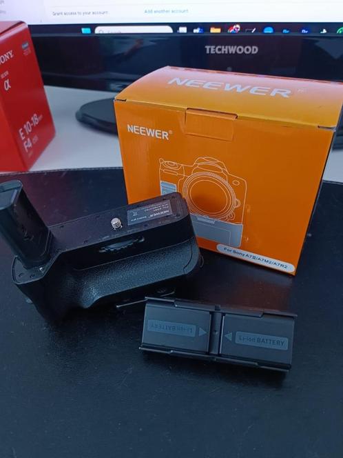 Neewer battery grip voor Sony Alpha 7, TV, Hi-fi & Vidéo, Photo | Accumulateurs & Batteries, Utilisé, Enlèvement ou Envoi
