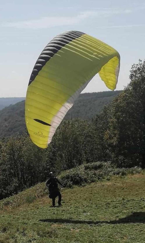 Parapente Epsilon 9, 26, Sport en Fitness, Zweefvliegen en Paragliding, Gebruikt, Complete paraglider, Ophalen of Verzenden