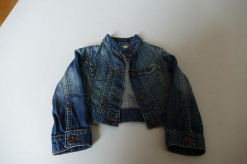 jeans jas: American Outfitters : 4 jaar, Enfants & Bébés, Vêtements enfant | Taille 104, Comme neuf, Fille, Pull ou Veste, Enlèvement ou Envoi