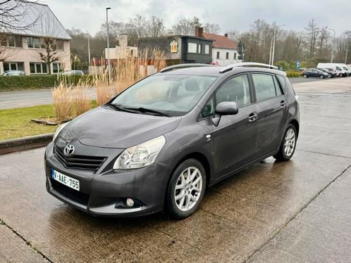 Toyota verso - 2.2 diesel - automatic ! - euro 5 - 7 zitpl, Auto's, Toyota, Bedrijf, Verso, ABS, Airbags, Airconditioning, Bluetooth