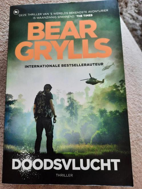 Bear Grylls - Doodsvlucht, Boeken, Thrillers, Gelezen, Ophalen of Verzenden