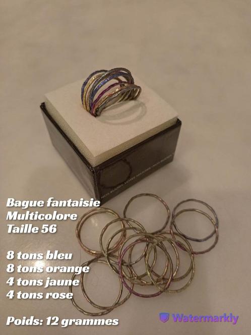 Bague fantaisie multicolore Taille 56, Bijoux, Sacs & Beauté, Bagues, Utilisé, Autres couleurs, Enlèvement ou Envoi