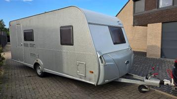 Caravan Wilk S3 490 KM met stapelbedden