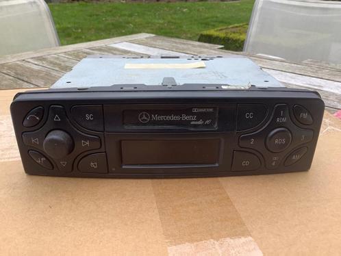 Radio Cassette Becker Audio 10 (pour mercedes g), Autos : Divers, Autoradios, Utilisé, Enlèvement ou Envoi