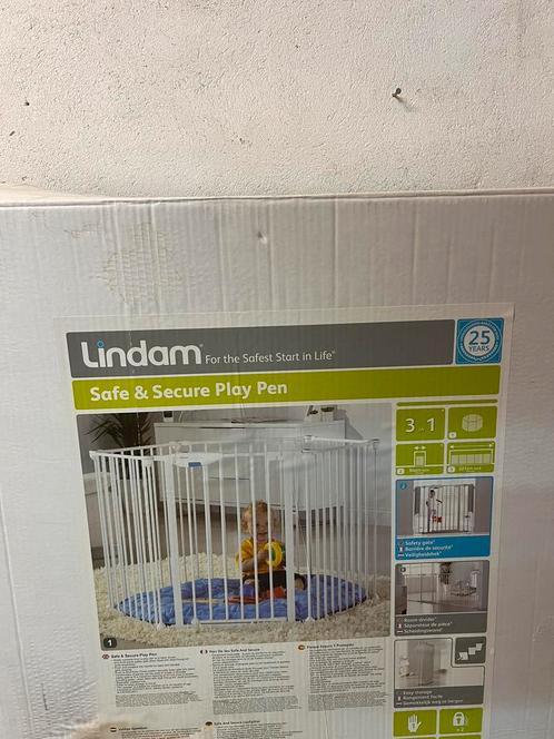 Lindam 3-in-1 grondbox + veiligheids hek vijfhoekig, Kinderen en Baby's, Traphekjes, Zo goed als nieuw, Metaal of IJzer, 115 cm of meer