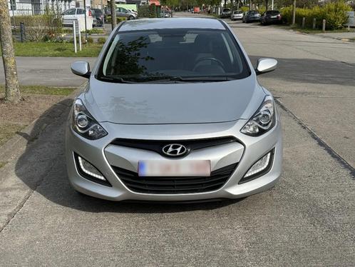 Hyundai I30, Auto's, Hyundai, Particulier, i30, Airbags, Airconditioning, Bluetooth, Centrale vergrendeling, Isofix, Metaalkleur