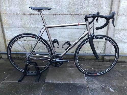 Vélo de route Van Nicholas Aquilo Titanium Ultegra 58 cm, Vélos & Vélomoteurs, Vélos | Vélos de course, Utilisé, Titane, Enlèvement ou Envoi