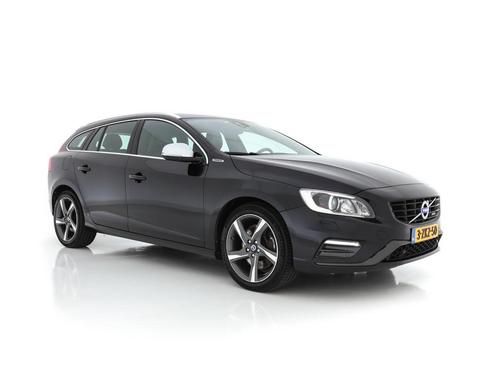 Volvo V60 2.4 D6 AWD Plug-In Hybrid Summum R-Design-Pack AUT, Autos, Volvo, Entreprise, V60, 4x4, ABS, Phares directionnels, Airbags