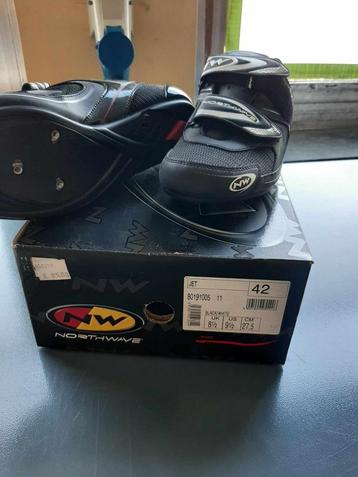 Chaussure cyclisme Northwave  Taille 42 NEUVE