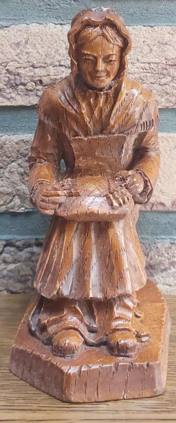 Vintage - statue en bois - Faite main - S.i.C. - 35€