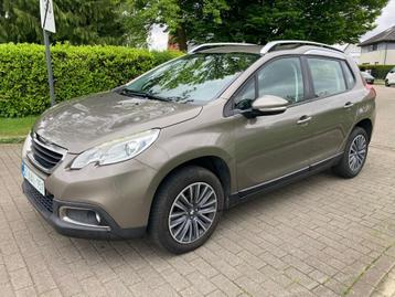 Peugeot 2008 1.2i PureTech Allure S