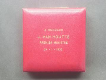Étui à médaille "Fisch" 1953 nominatif à Jean Van Houtte 