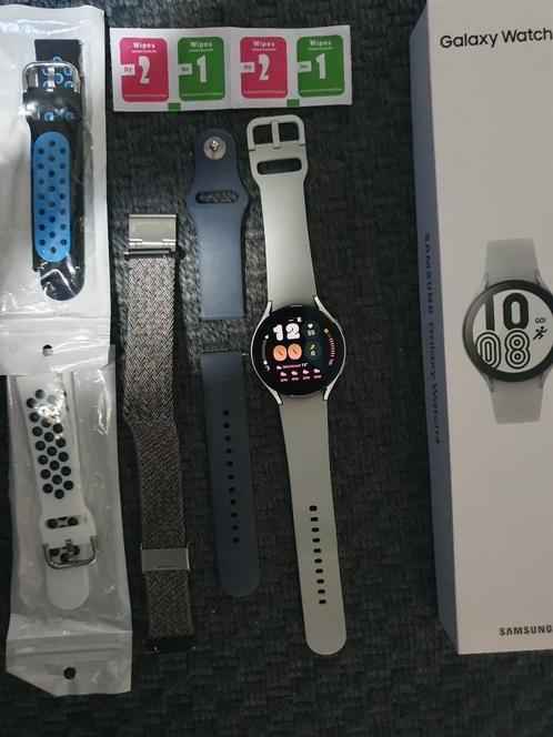 Galaxy Watch4 - 44min (Standard) - Samsung, Bijoux, Sacs & Beauté, Montres connectées, Comme neuf, Android, Gris, Distance, Bandage calorique