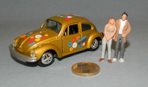 Gamme 1/43 : VW Volkswagen Beetle 1302 « Flower Power » doré, Hobby & Loisirs créatifs, Voitures miniatures | 1:43, Neuf, Voiture