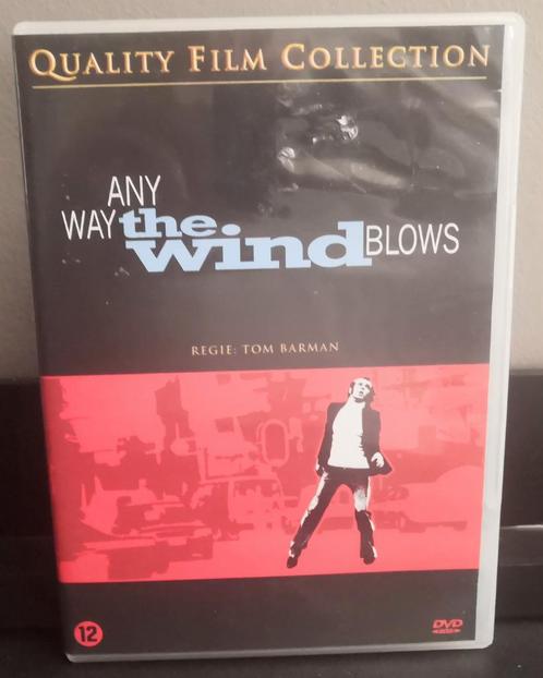 'Any Way The Wind Blows', Regie: Tom Barman (Deus) Vlaams, CD & DVD, DVD | Néerlandophone, Comme neuf, Film, Musique, À partir de 12 ans
